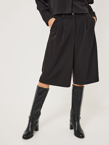 Tamaris Regular Broek 'Bermuda' in Zwart: voorkant