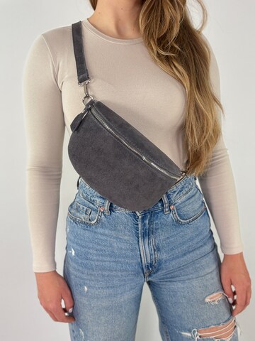 lePelou Fanny Pack 'VALENTINA medium' in Grey