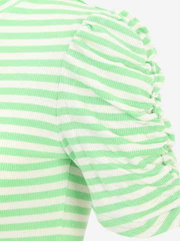 Only Petite Shirts 'BELIA' i grøn