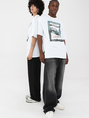 Koyumi Shirt 'Oversize Race For Ever DTG Print T-Shirt – Heavy Cotton' in White