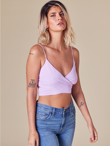 ABOUT YOU x Laura Giurcanu Top 'Charleen' in Purple: front