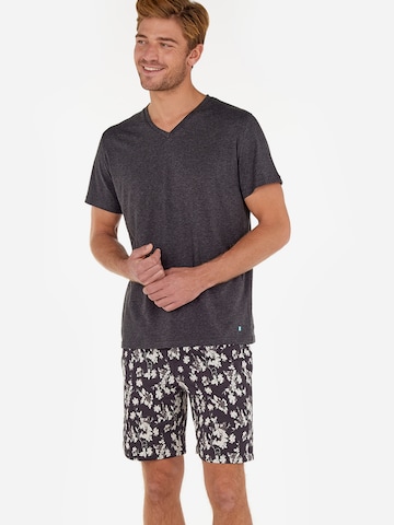 HOM Short Pajamas 'Tambo' in Black: front