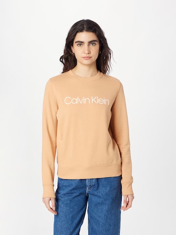Calvin Klein Regular Sweatshirt i brun: framsida