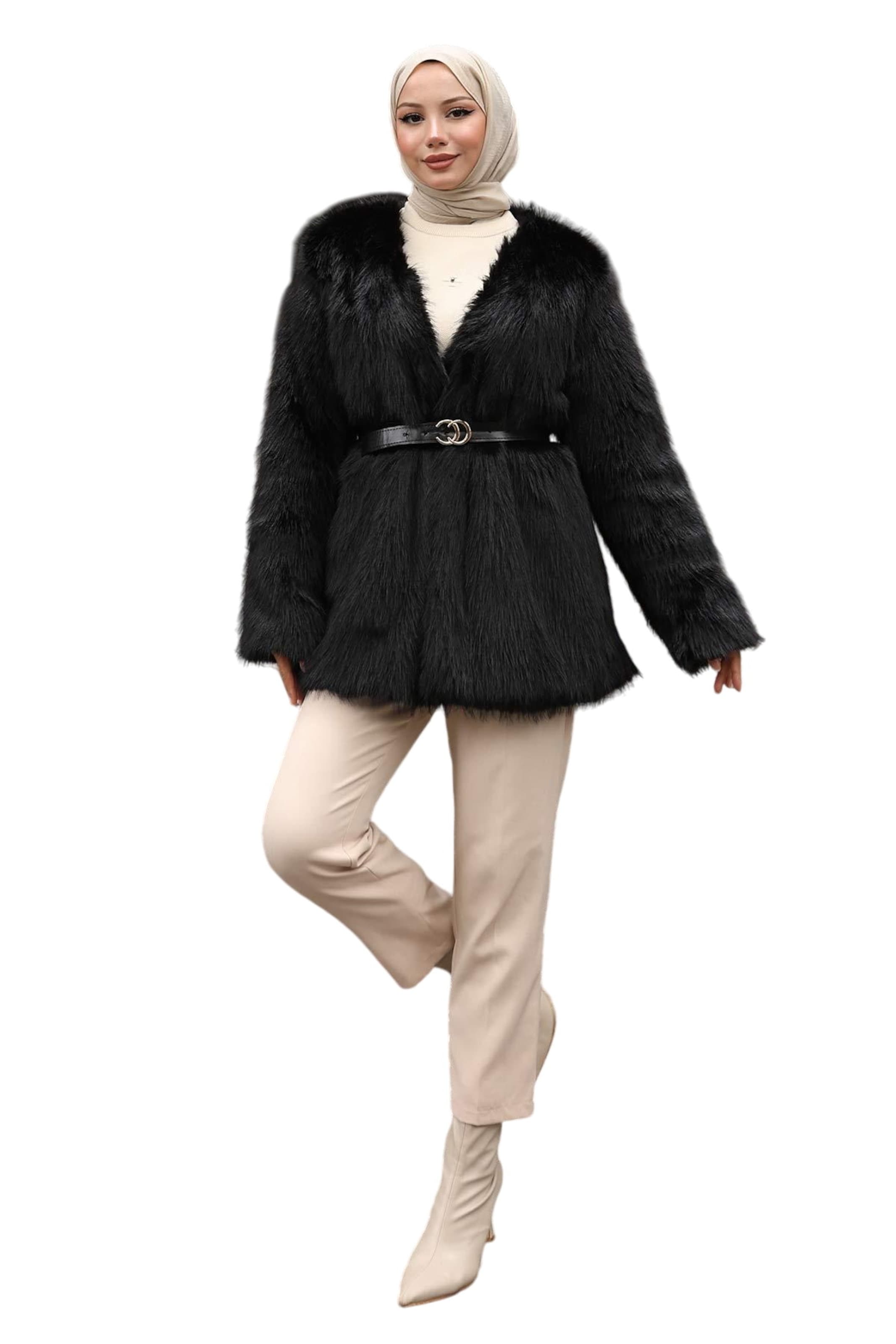 MODAMIHRAM Tussenjas in Zwart