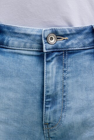 CAMP DAVID Regular Jeans in Blue