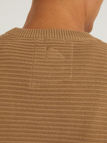 CHASIN' Sweater 'Typhoon' in Brown
