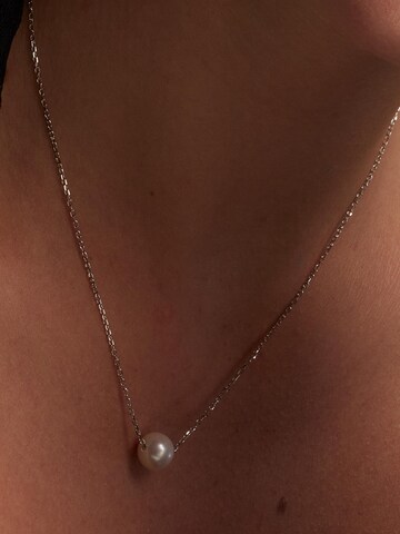 Collana 'Sadah' di Luxenter in bianco