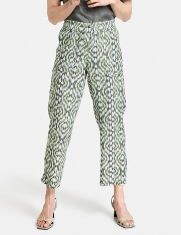 GERRY WEBER Regular Broek in Groen: voorkant