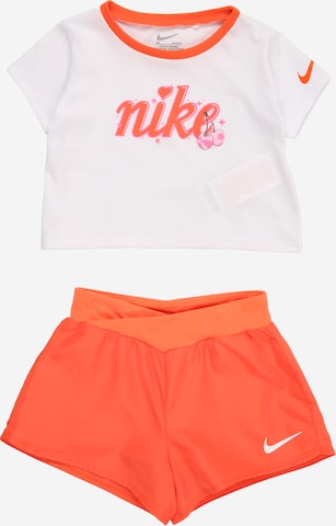 Nike Sportswear Set in Oranje: voorkant