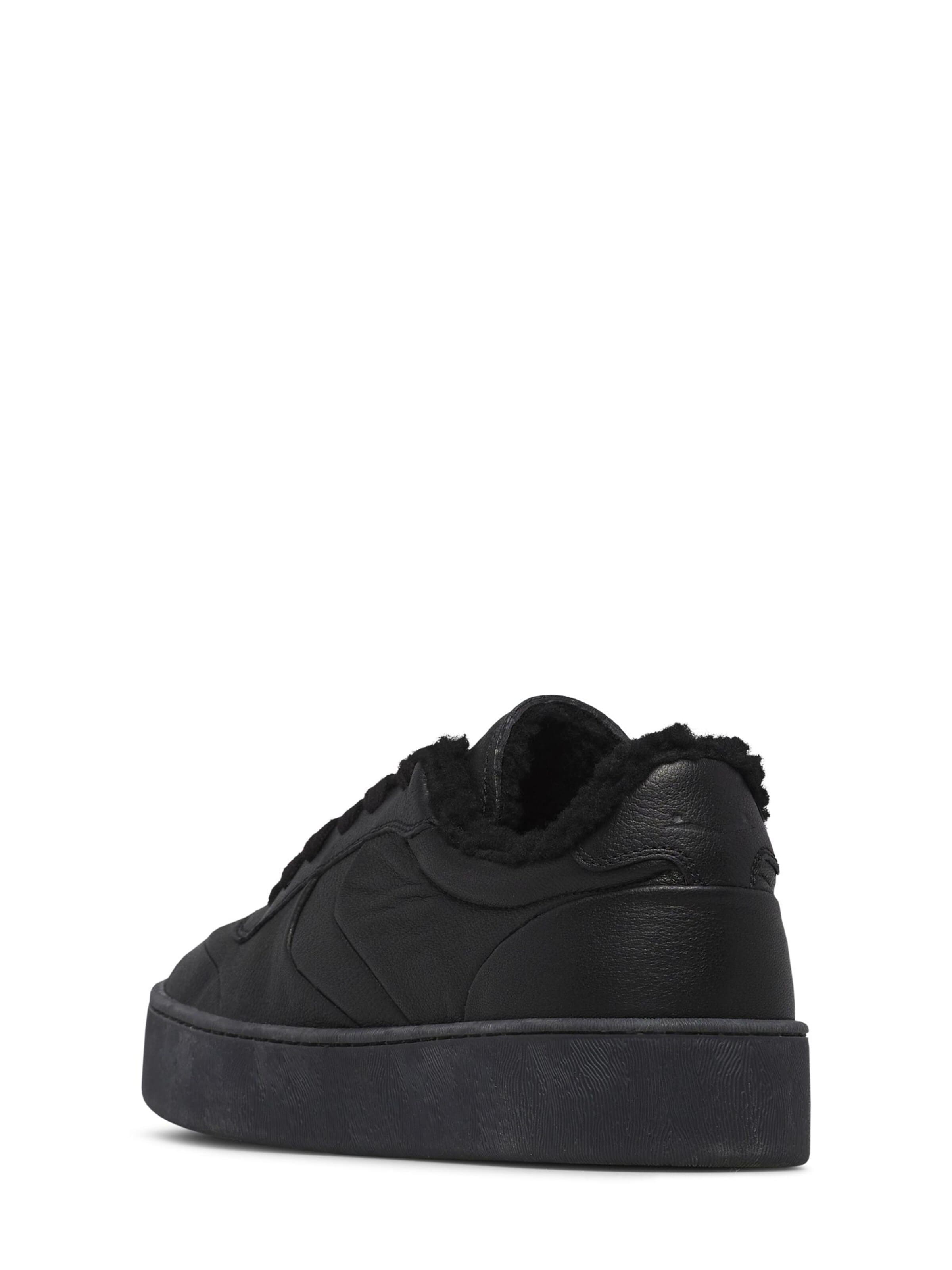 Voile blanche Sneakers laag 'MIND 02 MAN FUR' in Zwart