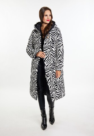 faina Winter Coat 'Zitha' in Black