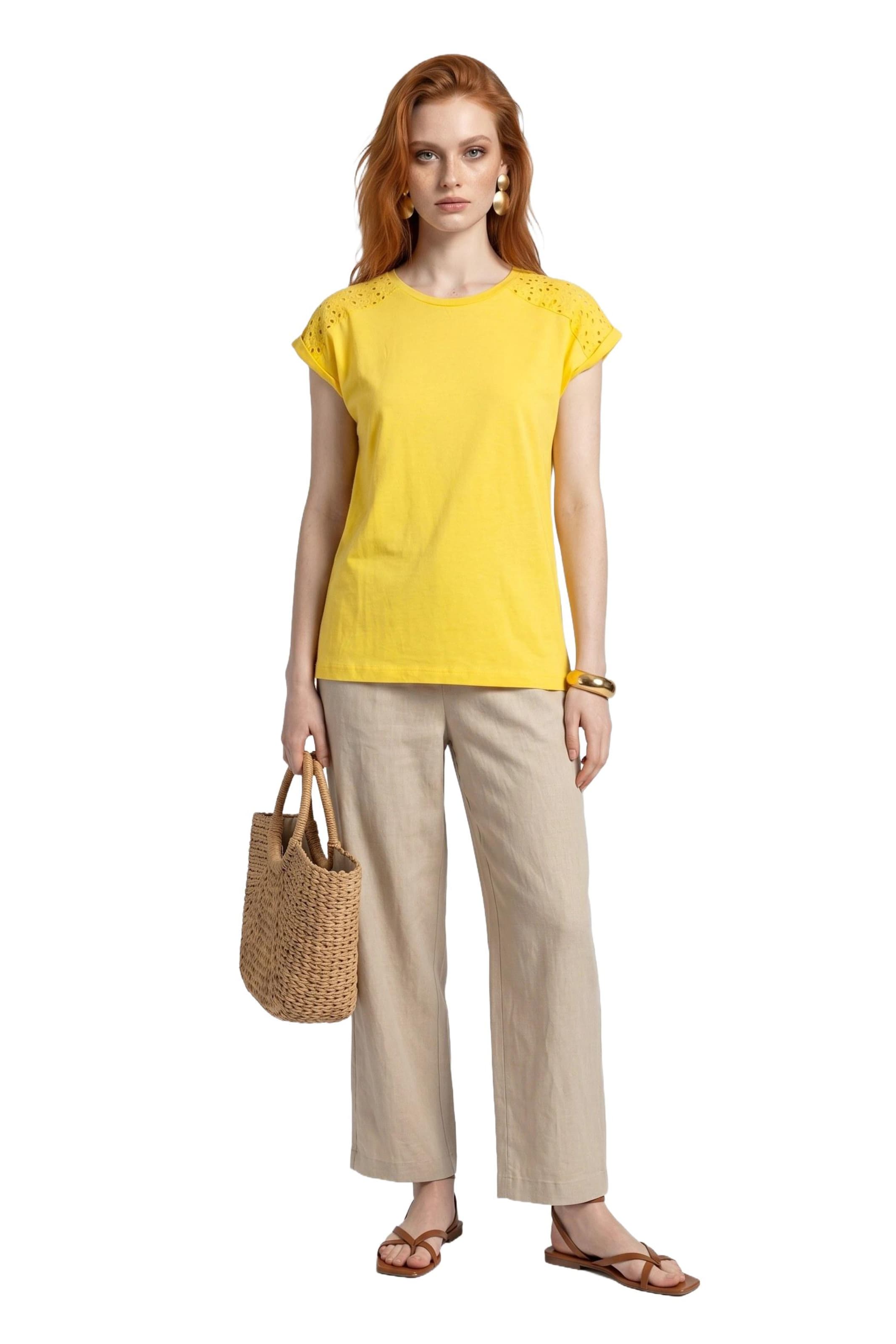 Alexa Dash Shirt in Yellow: front