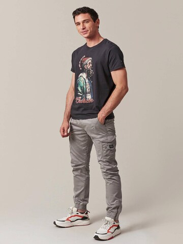 Deeluxe T-Shirt 'Hipster' in Grau