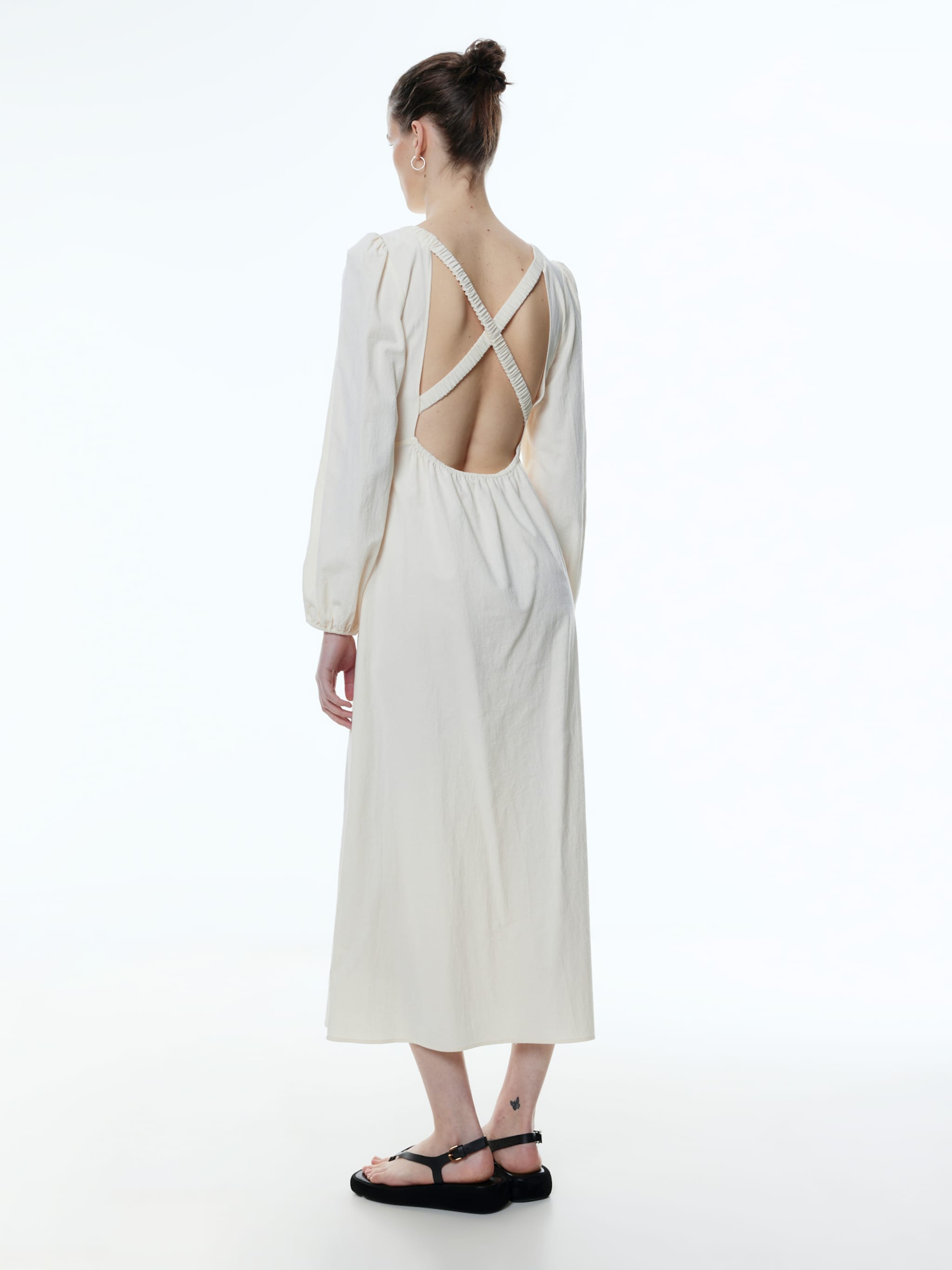 EDITED Produits Robe 'Valja' beige