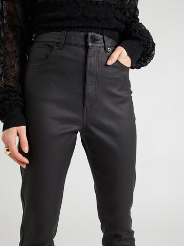 Coupe slim Pantalon 'Sadie' QS en noir