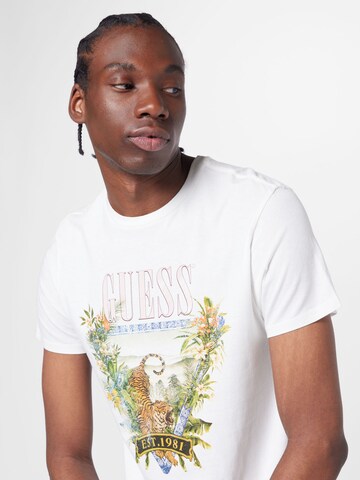 GUESS T-Shirt 'Tiger Paradise' in Weiß