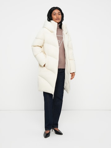GUESS - Abrigo de invierno 'ELEONOR' en blanco