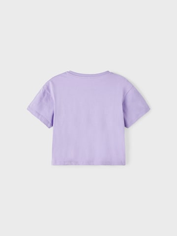 NAME IT - Camiseta 'BALONE' en lila