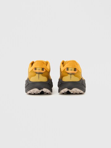 oranžinė HOKA Bėgimo batai 'CHALLENGER 8'