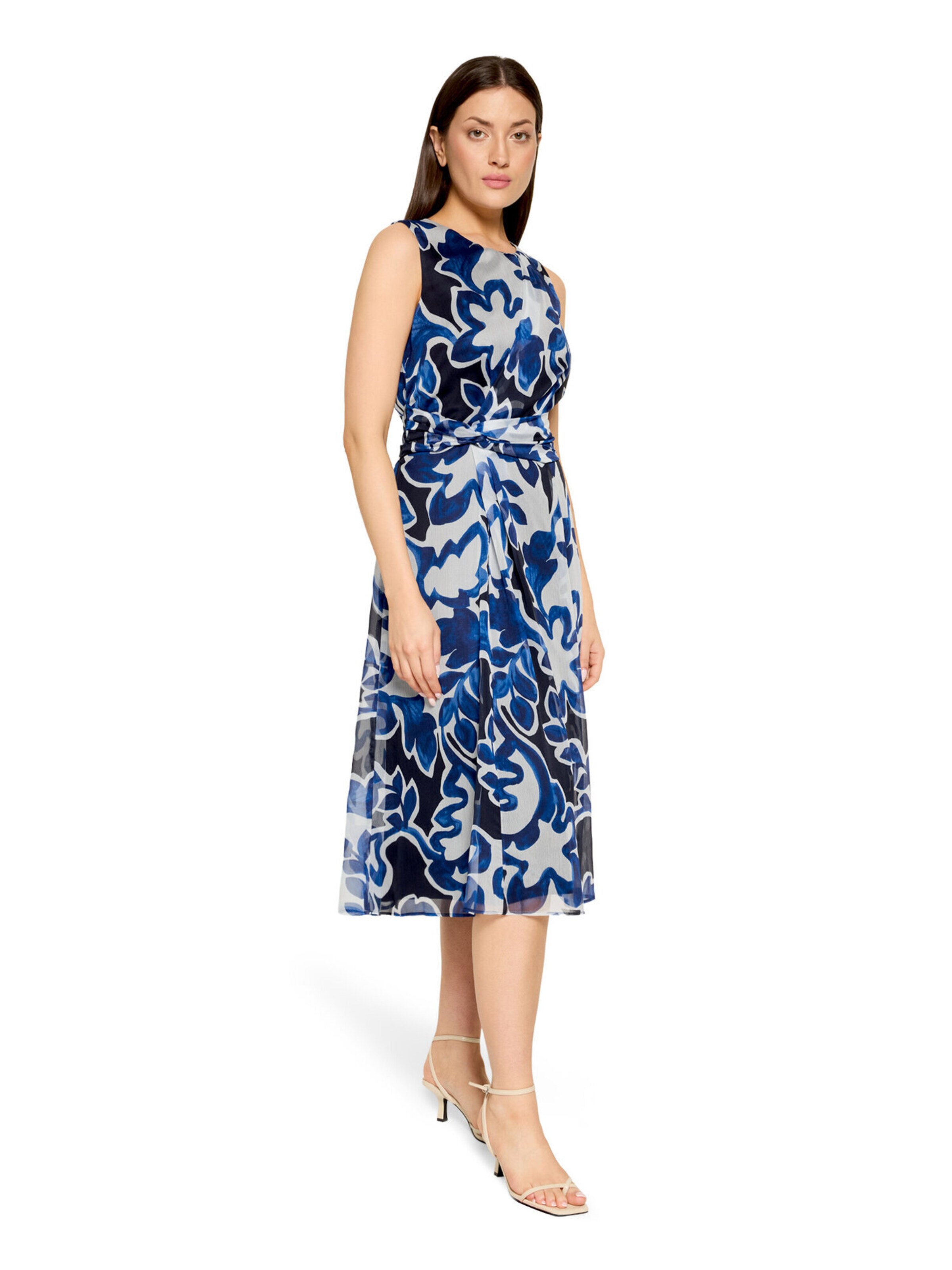 Betty & Co Evening dress in White