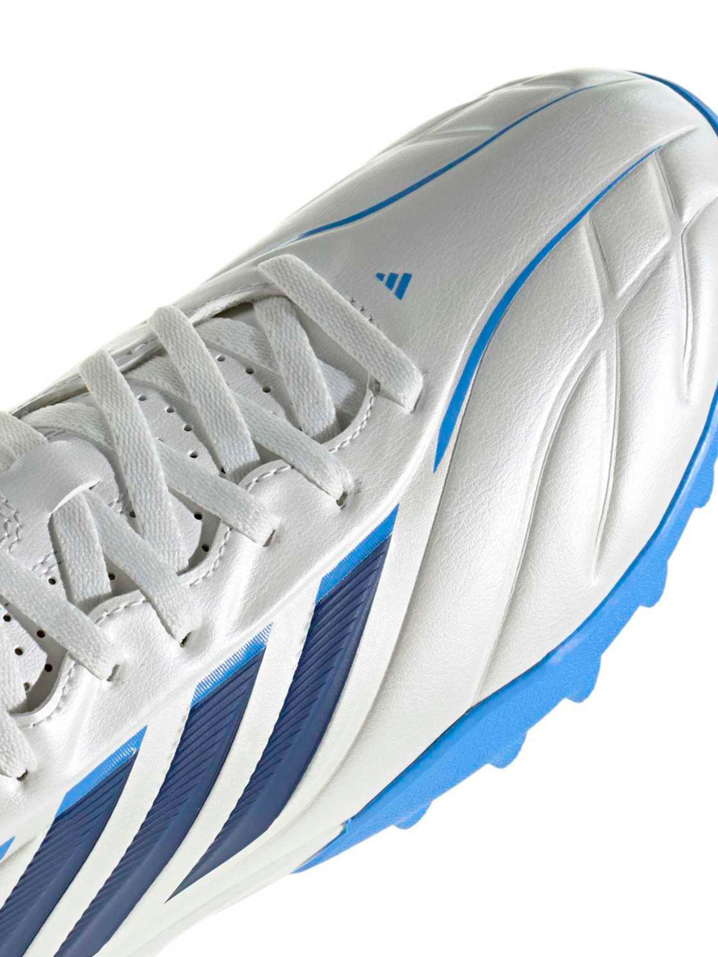ADIDAS PERFORMANCE Jalgpallijalats 'COPA PURE IV CLUB', värv valge