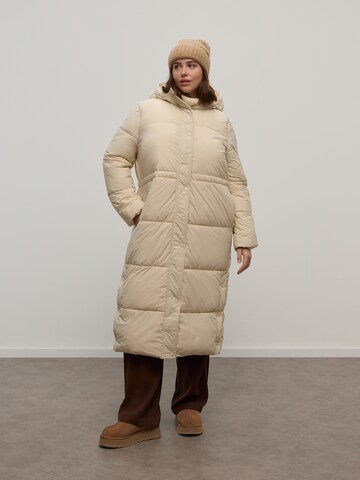 CITA MAASS Winter coat in Beige: front