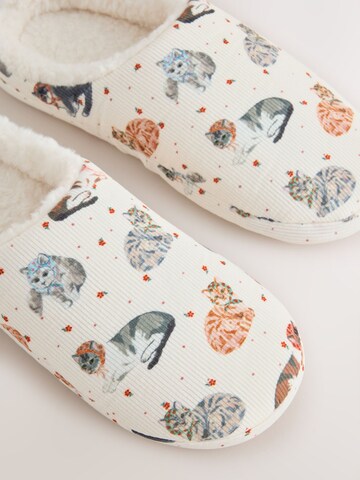 Next Huisschoenen in Beige