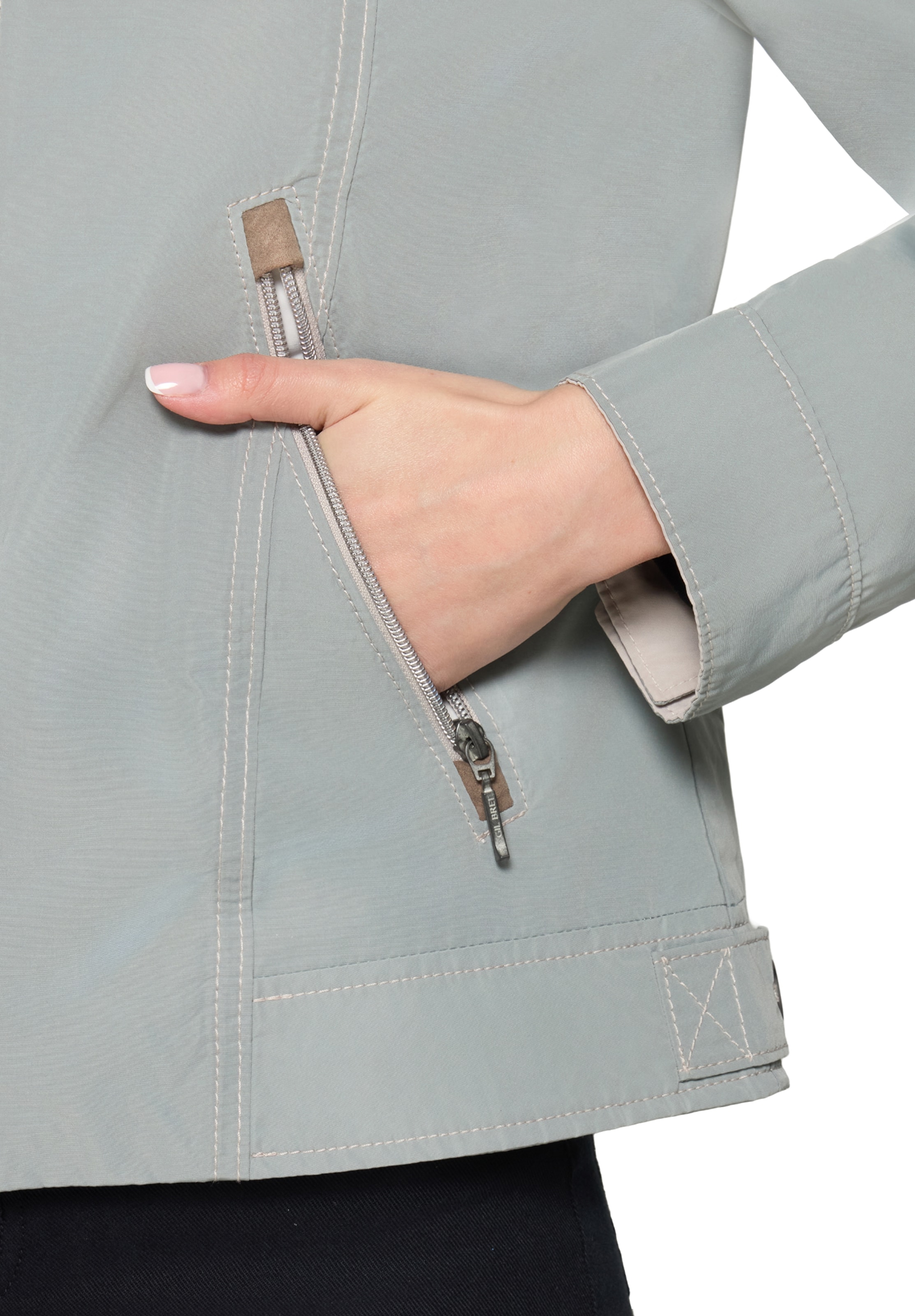 GIL BRET Between-Season Jacket in Green