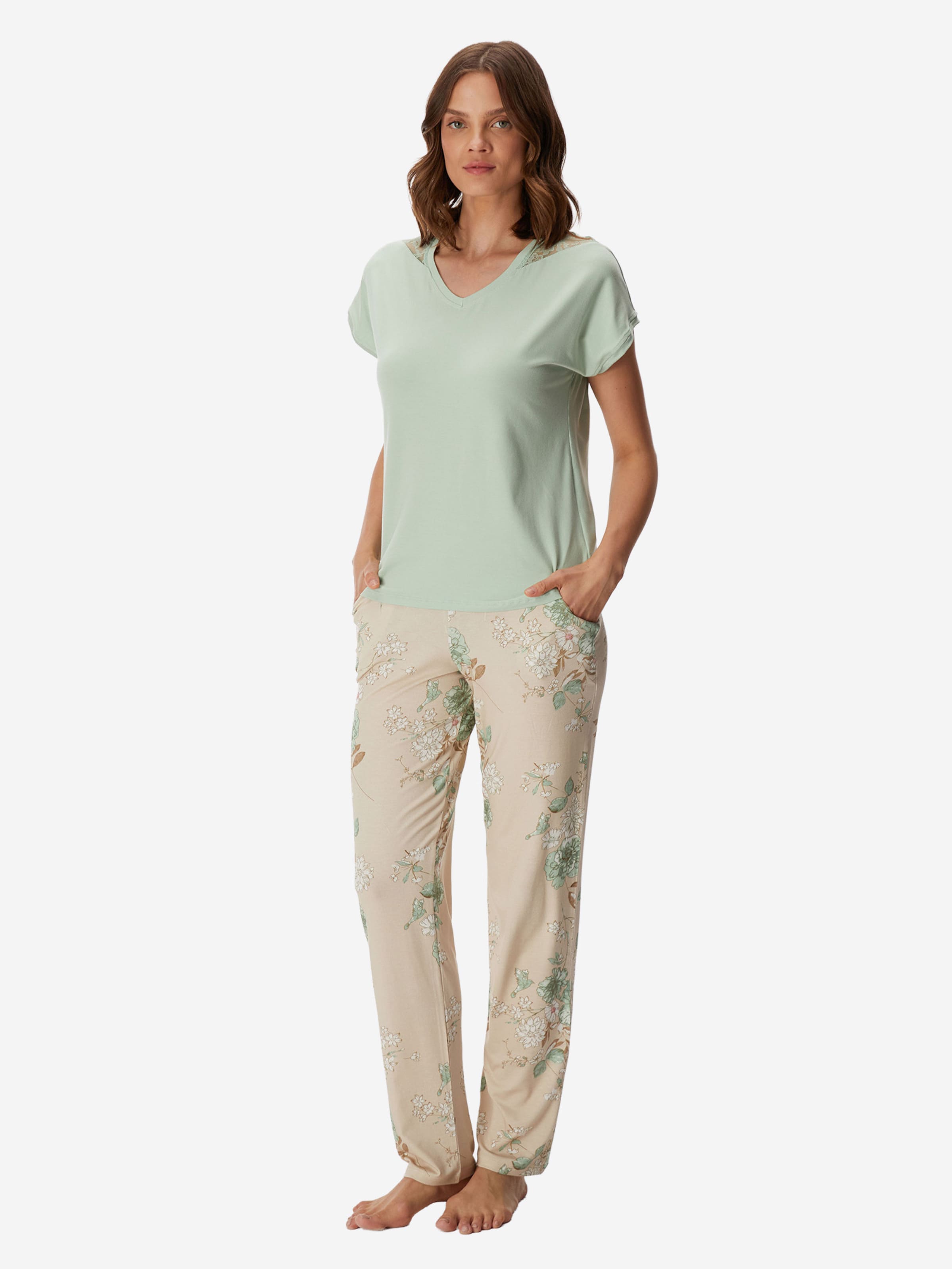 Goldenbay - Pijama 'Scabiosa' en verde: frente