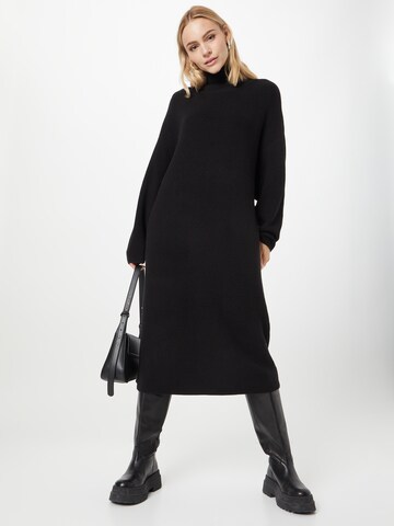 MSCH COPENHAGEN فستان مُحاك 'Magnea' بلون أسود