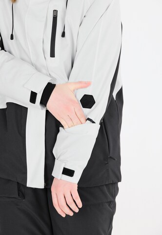 SLOPE Jacke 'Kenai' in Weiß