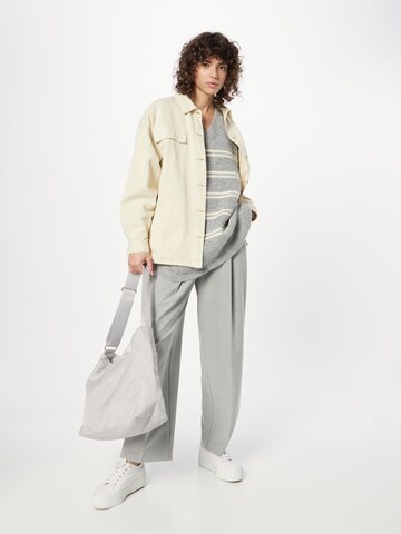 Dorothy Perkins - Jersey talla grande en gris