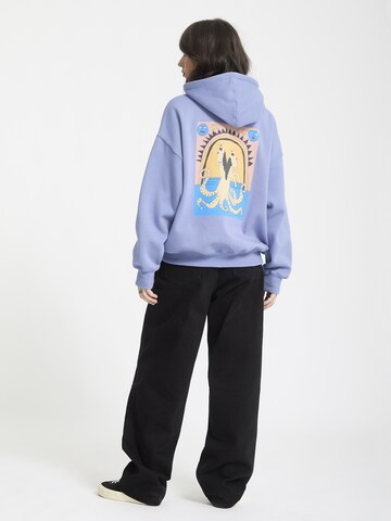 Volcom Sweatshirt 'MOOVE ON' in Blauw