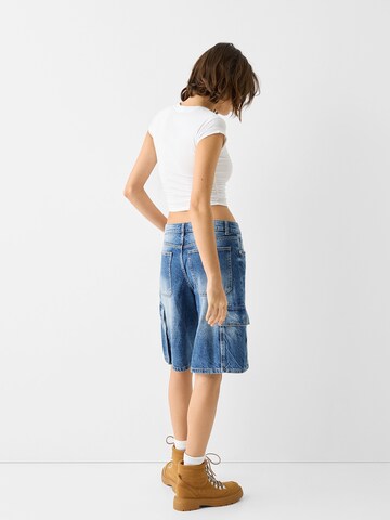 Bershka Loose fit Cargo Jeans in Blue