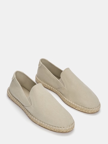 Espadrile de la Pull&Bear pe bej