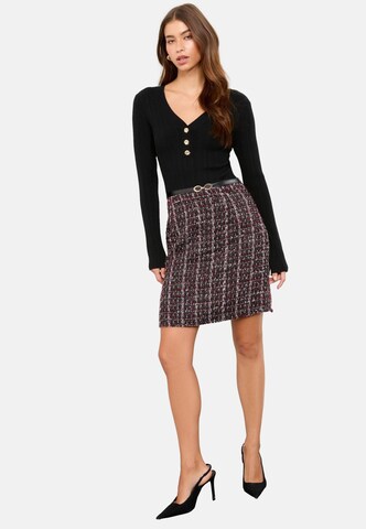 Lipsy Ruha - fekete: elől