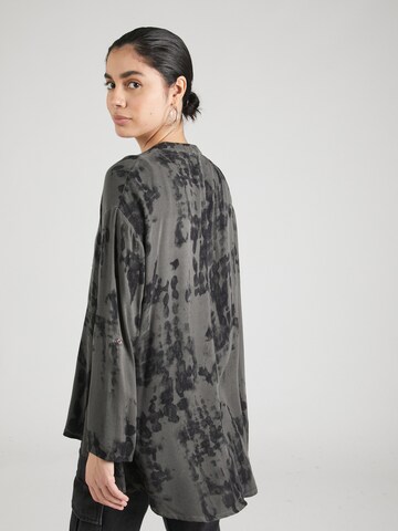 Soccx Blouse in Grey