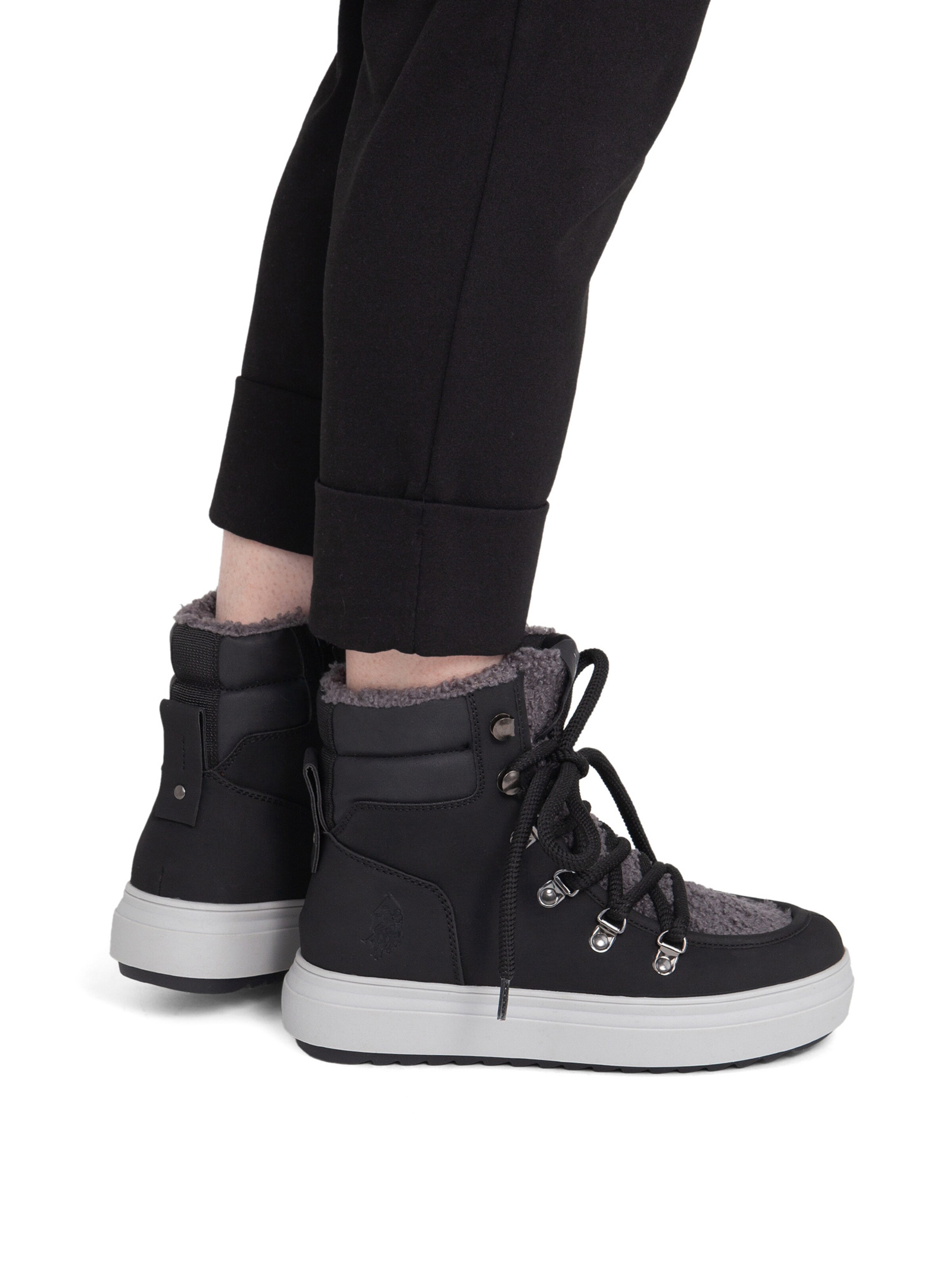 US POLO ASSN. - Botim com fivela 'Icy' em preto: lateral