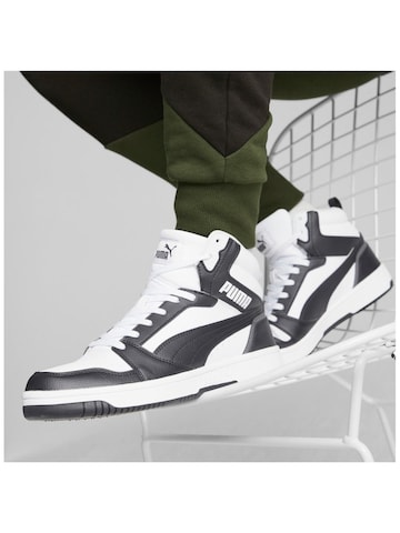 Scarpa sportiva 'Puma Rebound V6' di PUMA in bianco: frontale