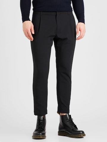 Dondup Tapered Pleat-Front Pants 'BEN' in Black: front