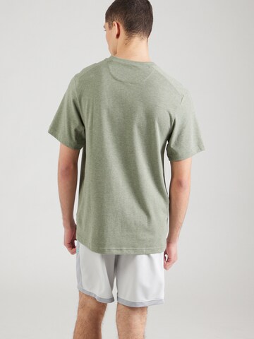 T-Shirt fonctionnel 'PRIMARY' NIKE en vert