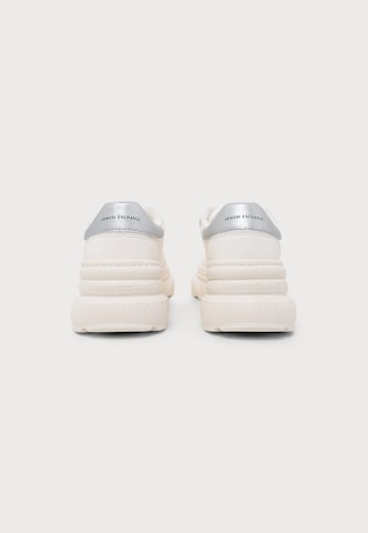 ARMANI EXCHANGE Sneakersy niskie w kolorze biały