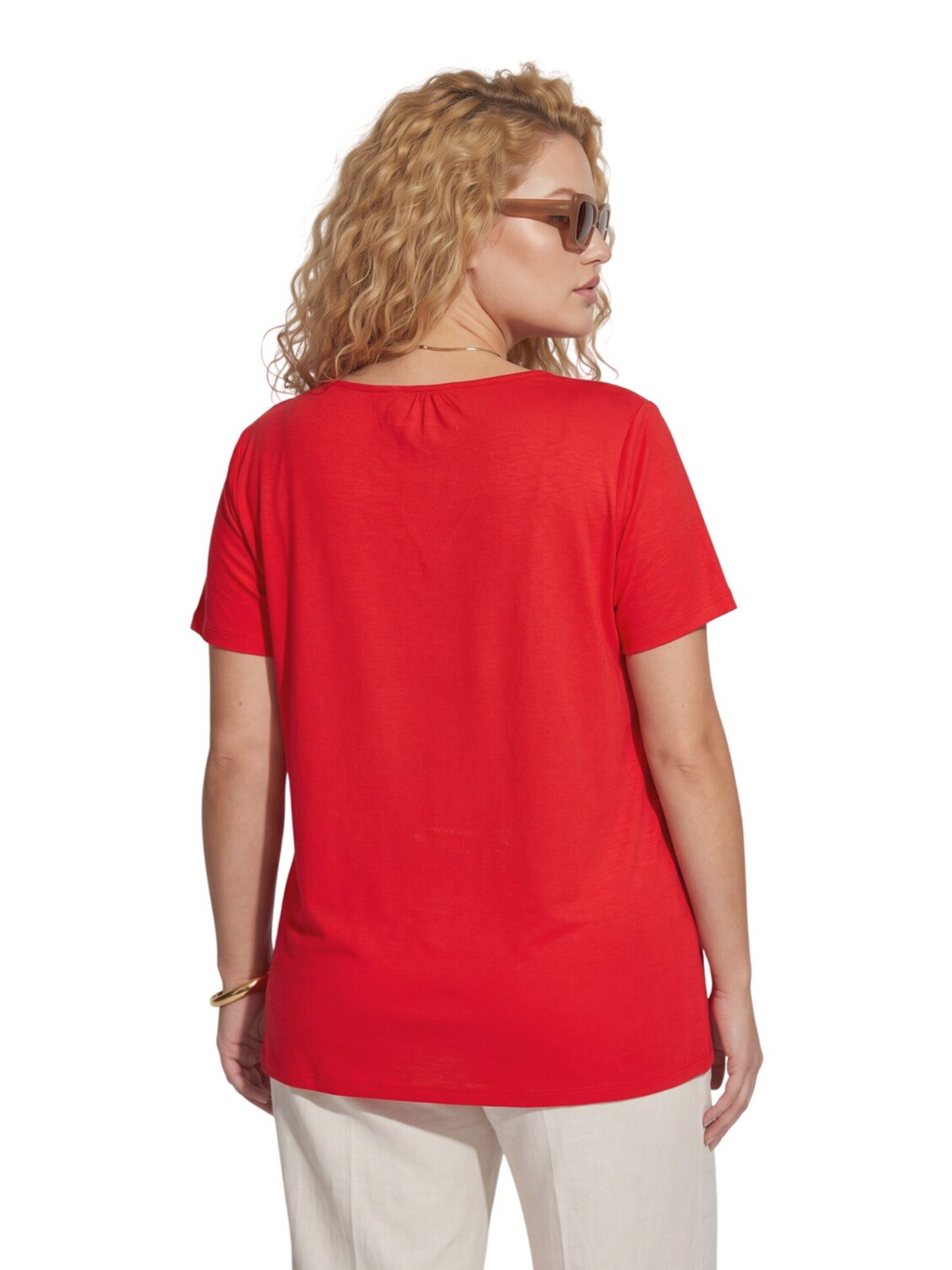 Shape Of You Blouse in Red