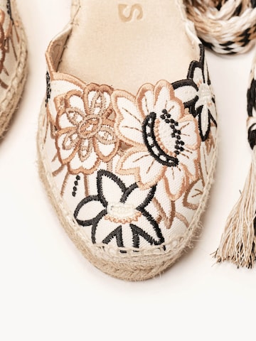 Alhamas Sandaal 'Alpargata Cuña 7 cm' in Beige
