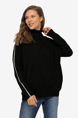 LAURASØN Sweater in Black: front