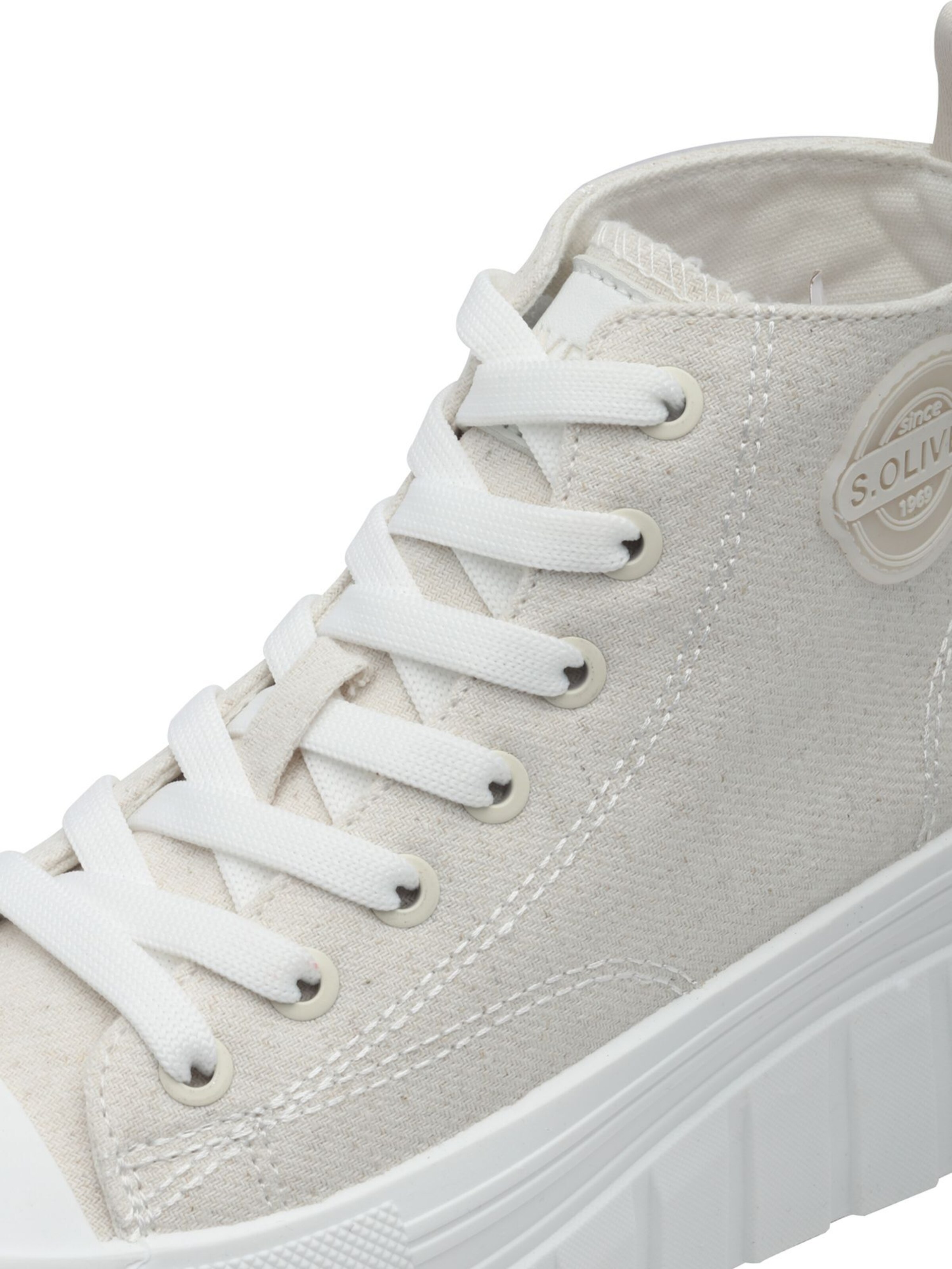 Sneaker alta di s.Oliver in beige
