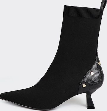 Lola Casademunt Nilkkurit värissä musta: etupuoli