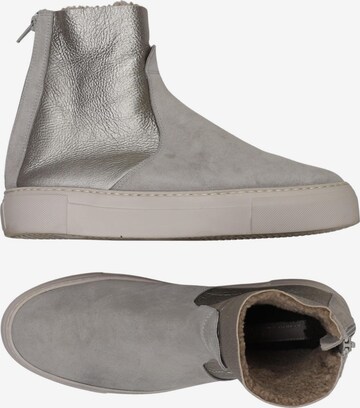 AGL Attilio Giusti Leombruni Dress Boots in 39,5 in Silver: front