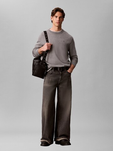 Calvin Klein Jeans Loosefit Jeans in Grau