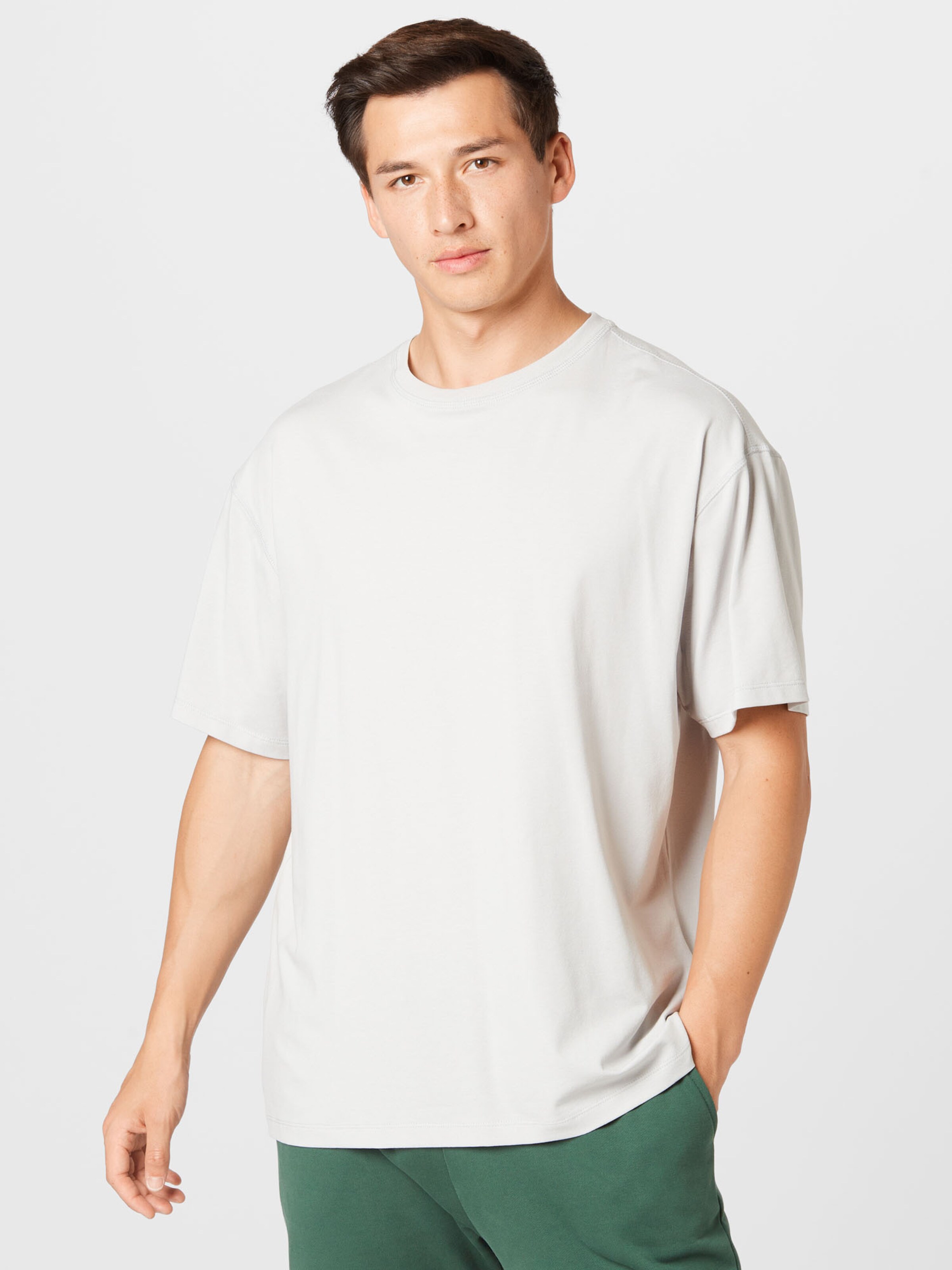 Männer Shirts Kosta Williams x About You T-Shirt in Grau - DF60913 Männer Shirts Kosta Williams x About You T-Shirt in Grau - DF60913